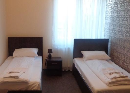 Hotel & Restauracja Euforia Garwolin Rom bilde